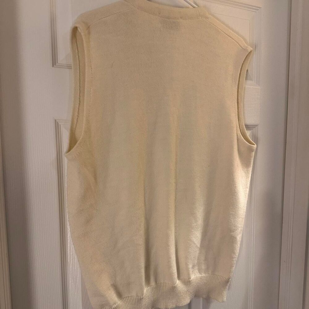 Vintage Women's Butter Yellow Jumper/Sweater Vest - Picture 5 of 5